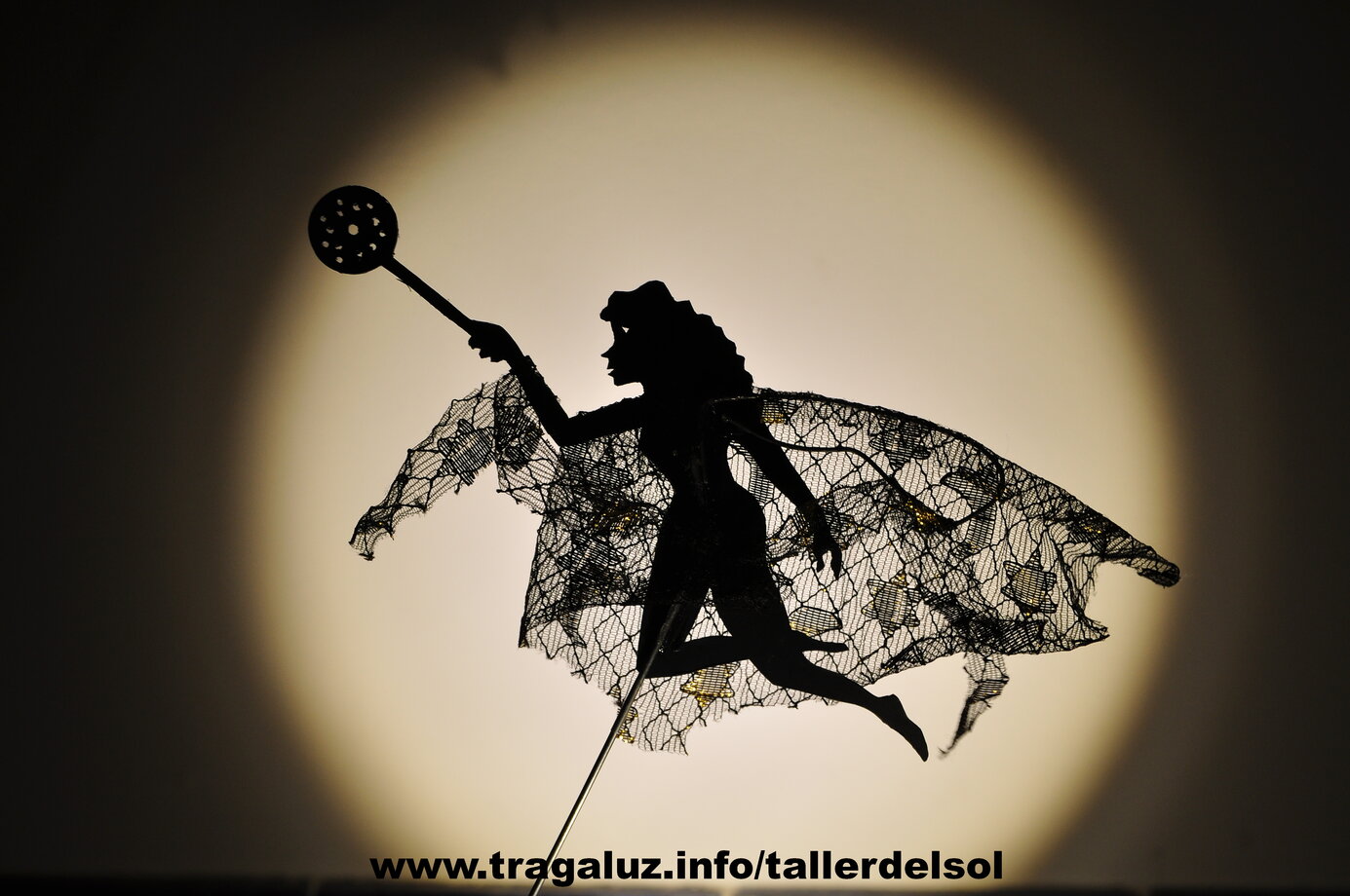 Títeres de Sombras para cía. Quiquilimón (ninfa libera sueños)
